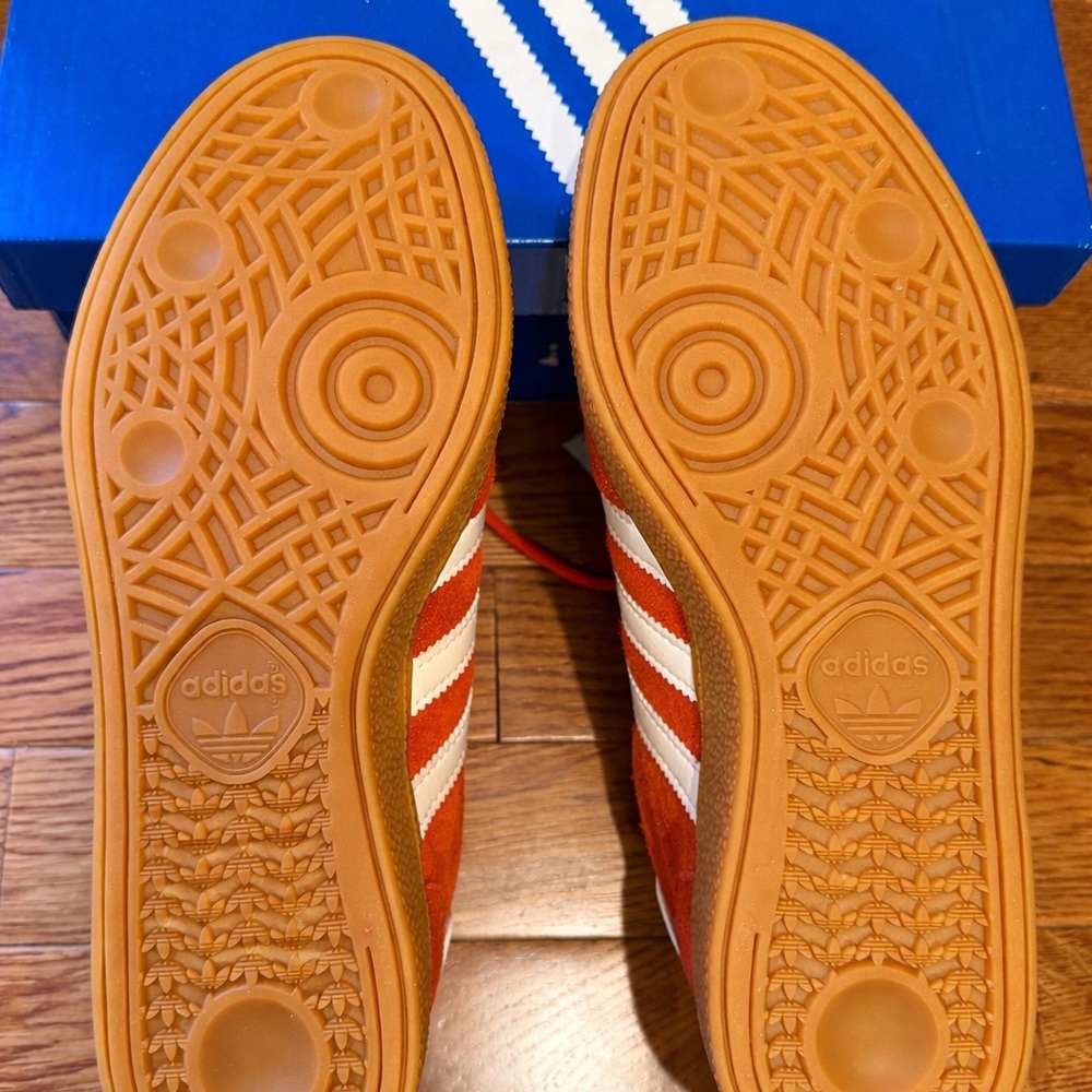 adidas orange suede Spezial with cream stripes women’s size 7 - Picture 4 of 8